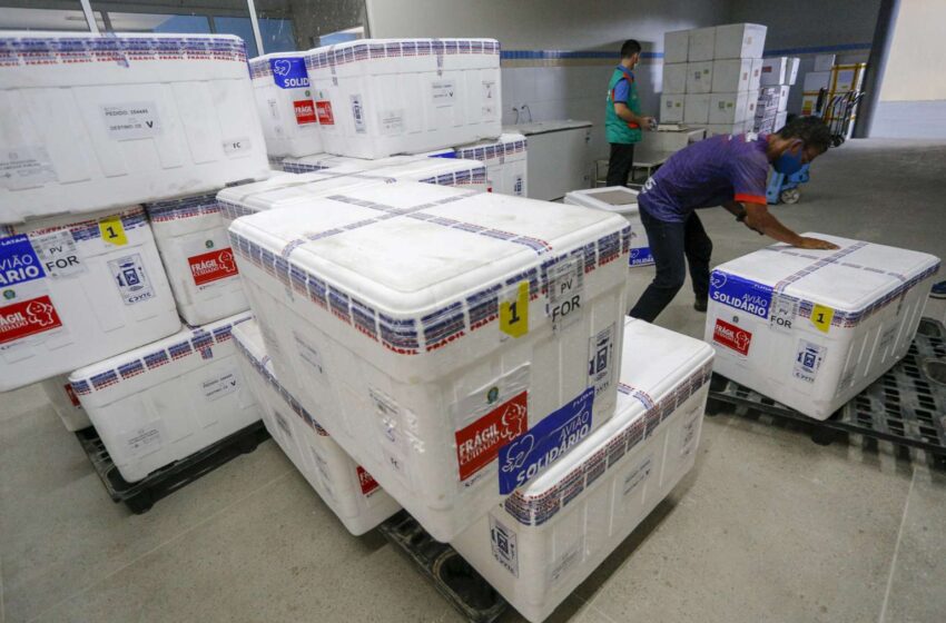  Novo lote da AstraZeneca possibilitará ampliação da vacinação dos grupos 3 e 4 no Ceará