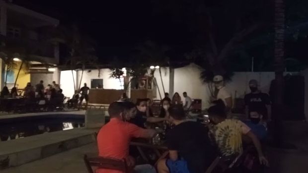  Bar em chácara é fechado por promover aglomeração em Juazeiro do Norte