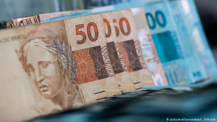  Com inflação alta, salário mínimo pode ter maior reajuste em 6 anos