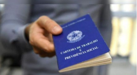  Brasil abre 313.902 vagas com carteira assinada em setembro