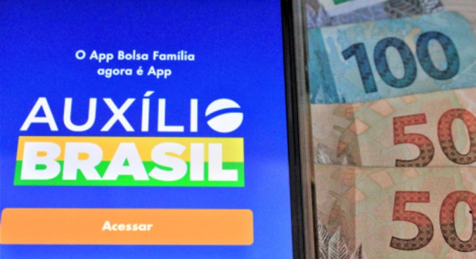  Bahia e São Paulo lideram ranking de beneficiados do Auxílio Brasil
