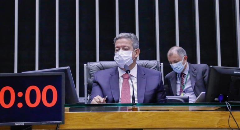  Câmara só vai retomar trabalho presencial depois do Carnaval