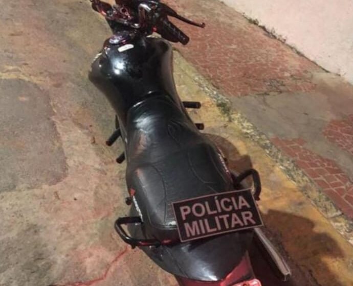  Penaforte: Polícia Militar efetua prisão e recupera Moto roubada.