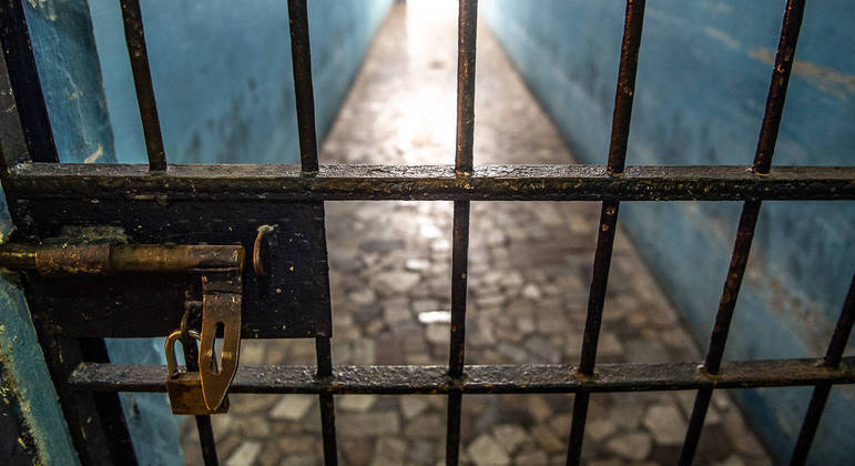  Câmara aprova projeto que acaba com a saída temporária de presos