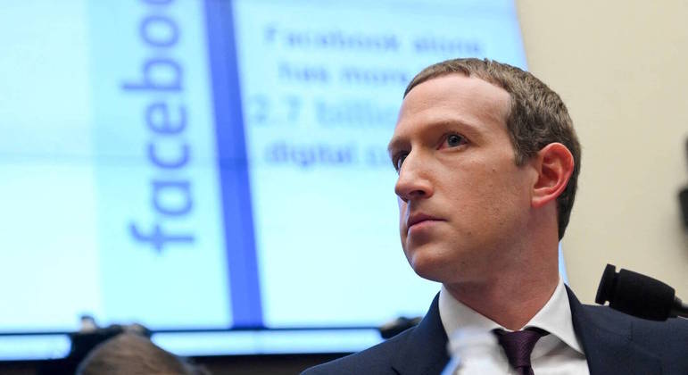  Meta dona do Facebook, recebe multa recorde de R$ 6,4 bilhões.