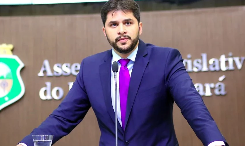  Racha no PDT causa baixa de seis prefeitos no Cariri.