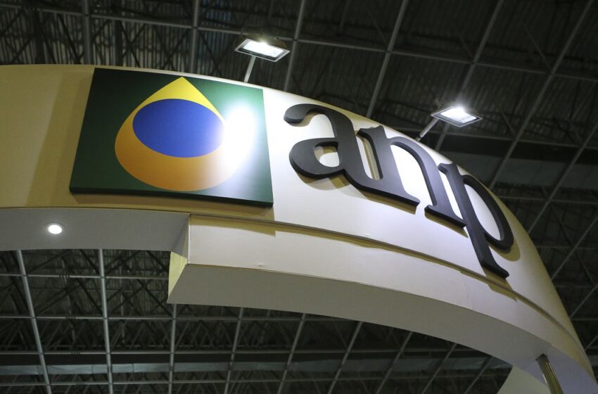  Brasil bate recorde de produção de óleo e gás em novembro