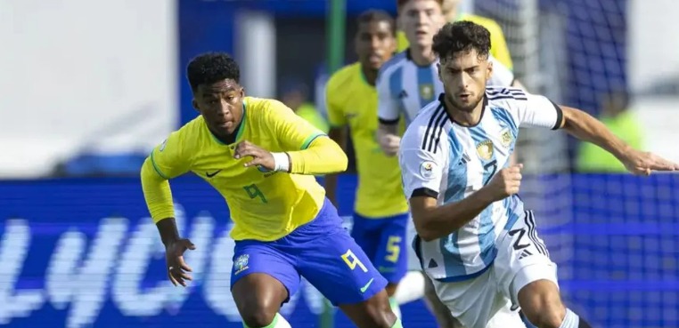  Brasil perde para Argentina e fica fora das Olimpíadas.