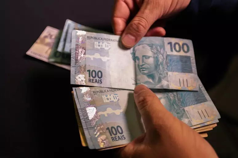  Prefeitos desembarcam em Brasília na luta para manter desoneração da folha salarial.