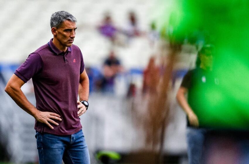  Vojvoda lamenta empate com o Bragantino e reclama de gramado do Castelão.