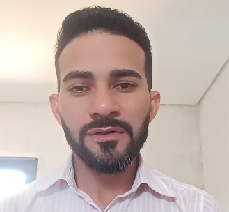  Casa de candidato a vereador, blogueiro, é atingida por disparos de arma de fogo em Penaforte-CE.