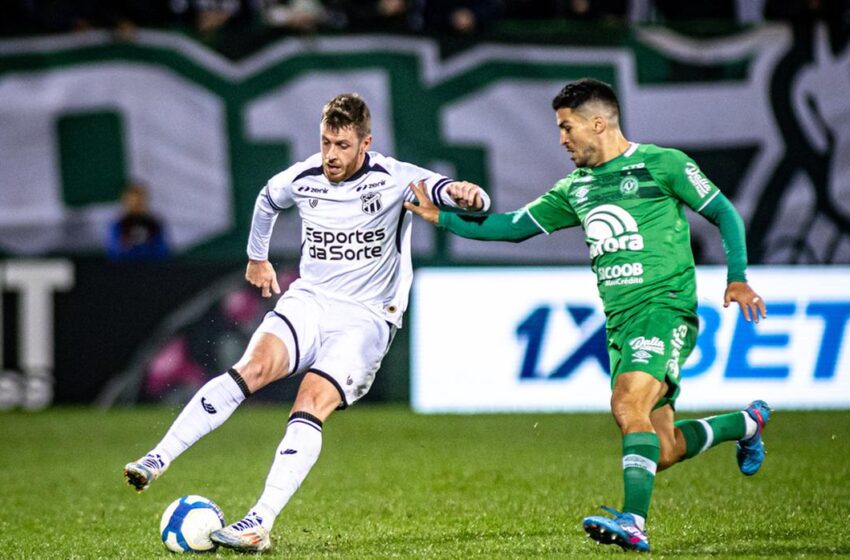  Ceará perde de virada para a Chapecoense fora de casa e cai para 6º na Série B.