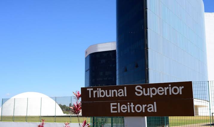  TSE decide por cassação de mandatos de dois deputados e inelegibilidade do prefeito e vice de Baturité.