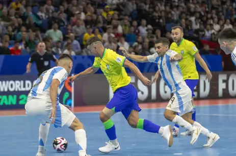  Seleção Brasileira conquista o hexa da Copa do Mundo de Futsal.