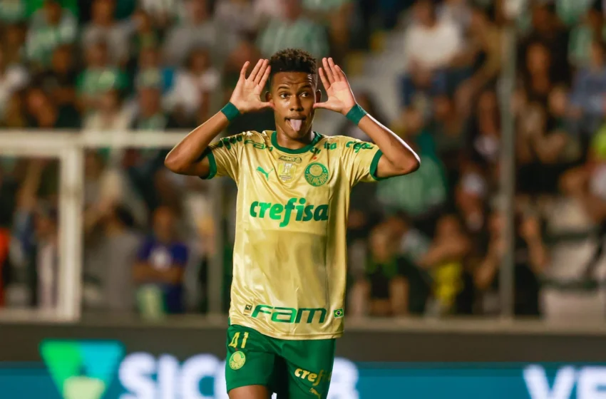  Estêvão, do Palmeiras, pode se tornar o artilheiro mais novo da história do Brasileirão.