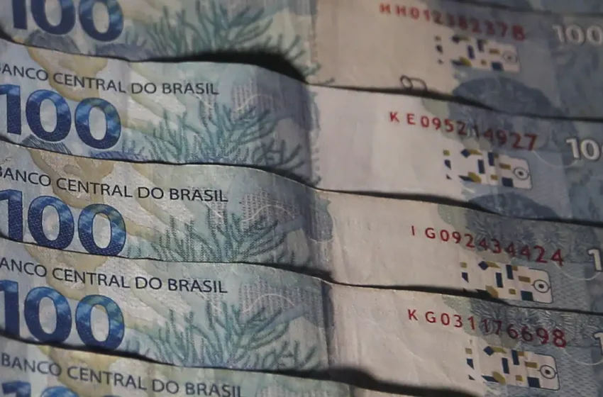  Governo dará mais 6 meses para saque de dinheiro esquecido nos bancos.