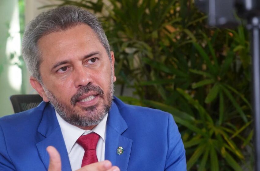  Elmano decreta ponto facultativo na Quinta-feira Santa, no Ceará.