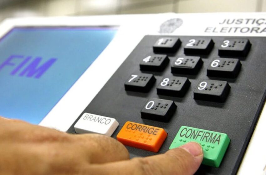  Cassações: oito municípios podem eleger novos prefeitos e vices.