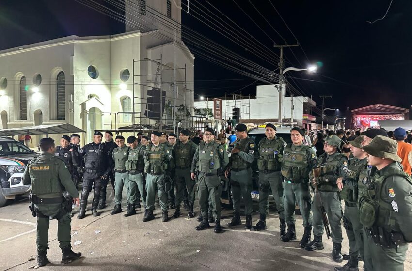  Penaforte: Polícia Militar garante segurança no festival Junino fora de época.