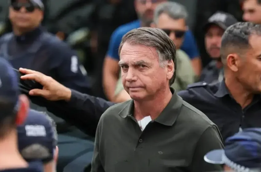  Defesa de Bolsonaro rebate laudo da PF e reforça pedido de prisão domiciliar a Moraes.