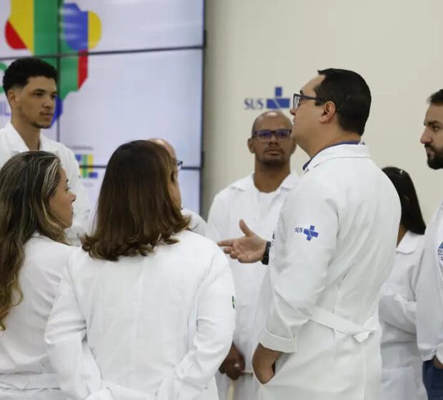  Inscrições para Mais Médicos abrem 1.524 vagas no SUS até 8 de abril.