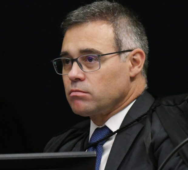  André Mendonça tem segurança reforçada após assumir caso Master no STF.